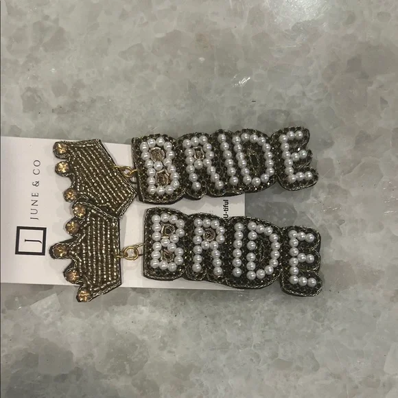 Gold and White Bride Earrings - Picture 2 of 4